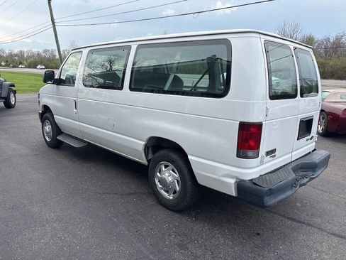 Used 2011 Ford E-150 and Econoline 150 Wagon w/ PWR Windows & Locks Group image 5