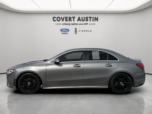 Used 2019 Mercedes-Benz A 220 4MATIC image 2