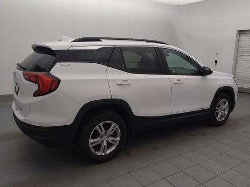 Used 2018 GMC Terrain SLE w/ Driver Convenience Package image 10