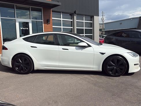 Used 2022 Tesla Model S Plaid AWD/4WD image 9