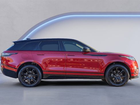 Used 2023 Land Rover Range Rover Velar R-Dynamic S image 4