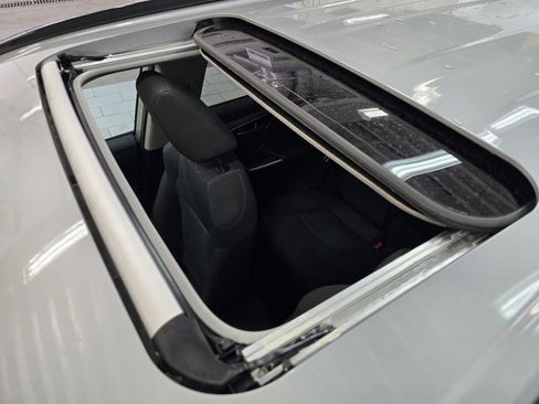 Certified 2022 Toyota RAV4 XLE w/ Convenience Package image 3