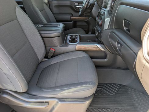Certified 2020 Chevrolet Silverado 1500 LT Trail Boss AWD/4WD image 12