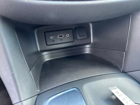 Used 2023 Chevrolet Equinox LT image 20