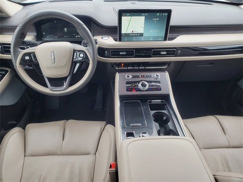 Certified 2023 Lincoln Aviator Reserve w/ Equipment Group 201A image 28