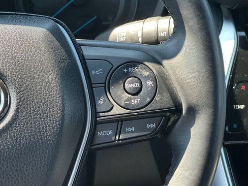 Certified 2023 Toyota Venza XLE AWD/4WD image 22