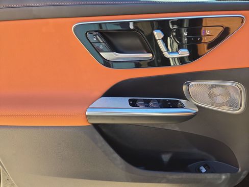 Certified 2025 Mercedes-Benz GLC 350e 4MATIC image 15