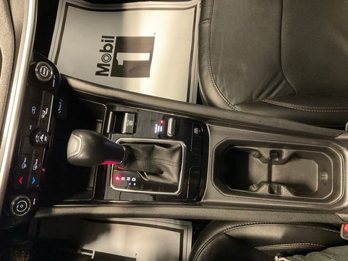 Used 2022 Jeep Compass Latitude image 17