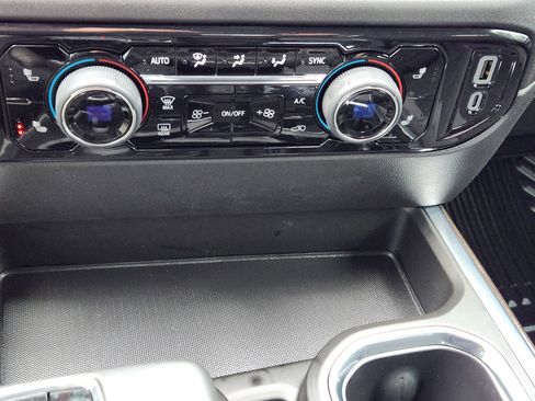 Certified 2024 Chevrolet Silverado 1500 LT image 18