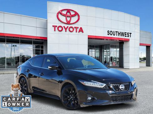 Used 2023 Nissan Maxima SR image 1