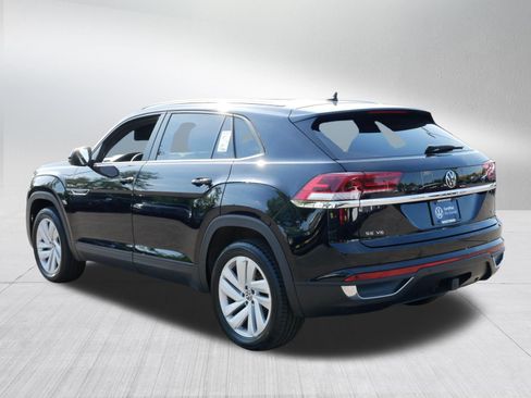 Certified 2023 Volkswagen Atlas Cross Sport SE w/ Panoramic Sunroof Package AWD/4WD image 5