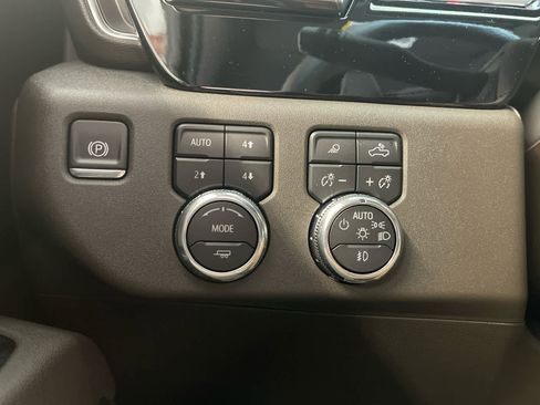 New 2026 GMC Sierra 1500 SLT w/ SLT Premium Plus Package image 44