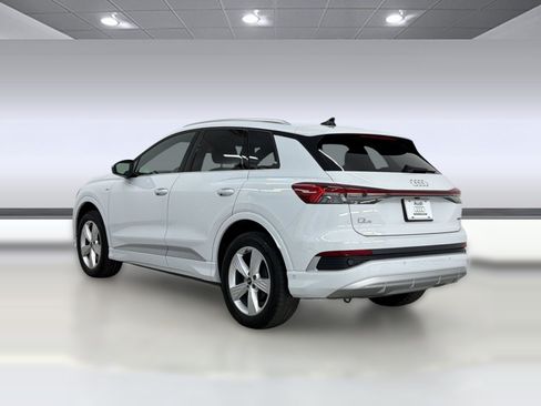 Used 2023 Audi Q4 e-tron Premium Plus w/ Premium Plus AWD/4WD image 3