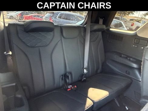 Used 2022 Hyundai Palisade Limited FWD image 15