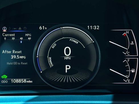Used 2022 Lexus ES 300h w/ Premium Package FWD image 9