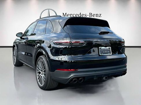 Used 2023 Porsche Cayenne S Platinum w/ Premium Package Plus AWD/4WD image 7