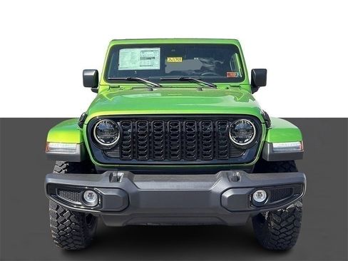 New 2025 Jeep Gladiator Willys image 2