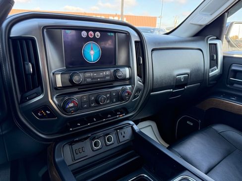 Used 2015 Chevrolet Silverado 1500 LTZ AWD/4WD image 30