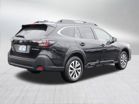 Certified 2025 Subaru Outback Premium w/ Popular Package #1A AWD/4WD image 7