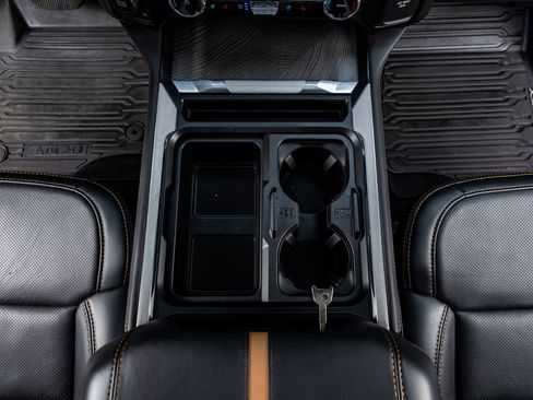 Used 2024 Ford F350 Platinum image 28