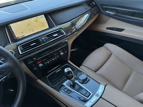 Used 2014 BMW 740i image 16