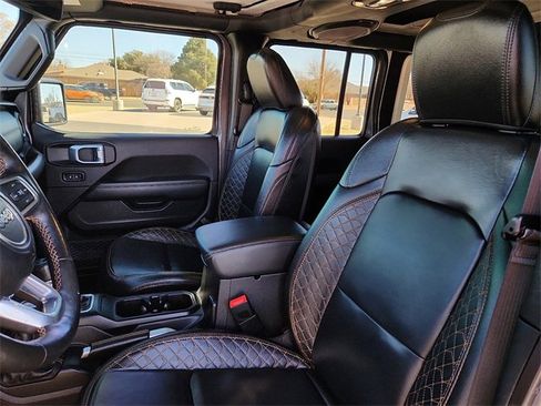 Used 2021 Jeep Wrangler Unlimited Sahara image 12
