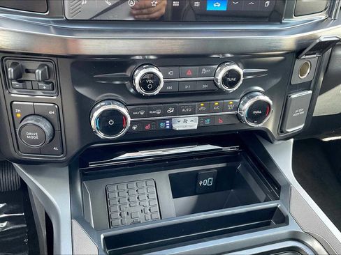 New 2026 Ford F250 Lariat image 19