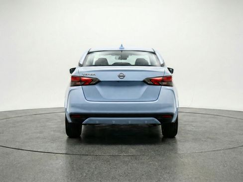 Used 2025 Nissan Versa SV FWD image 7