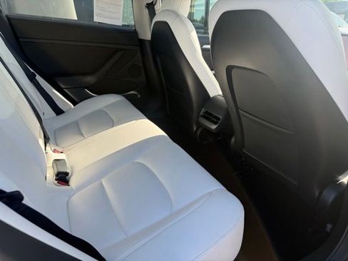 Used 2022 Tesla Model 3 Long Range AWD/4WD image 11