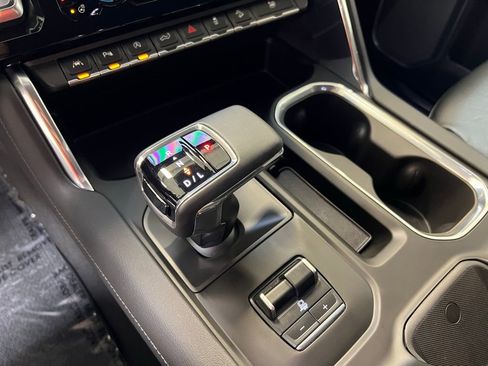 Used 2024 GMC Sierra 1500 Denali image 27