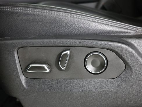 Used 2021 GMC Yukon Denali image 27