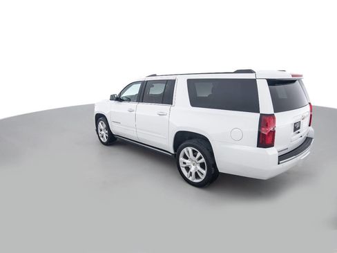 Used 2017 Chevrolet Suburban Premier image 7