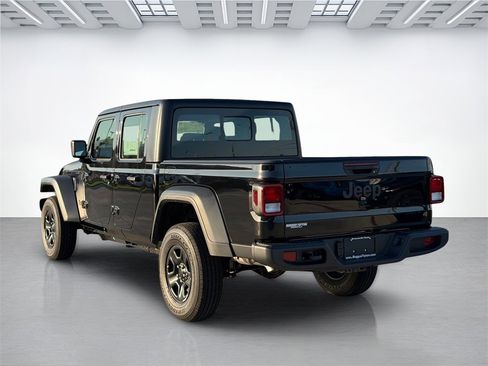 New 2026 Jeep Gladiator Sport image 5