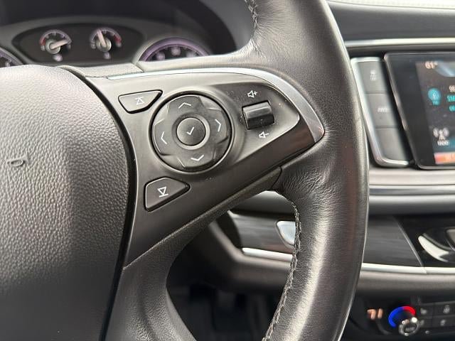 Used 2019 Buick Enclave Premium AWD/4WD image 31