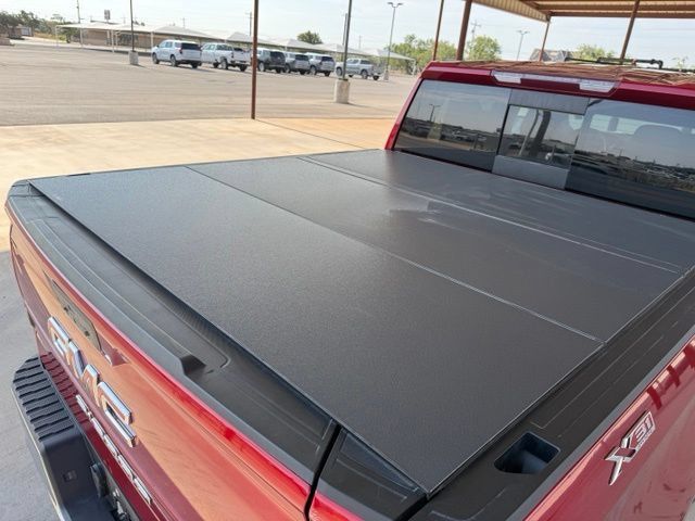Used 2021 GMC Sierra 1500 SLT AWD/4WD image 10