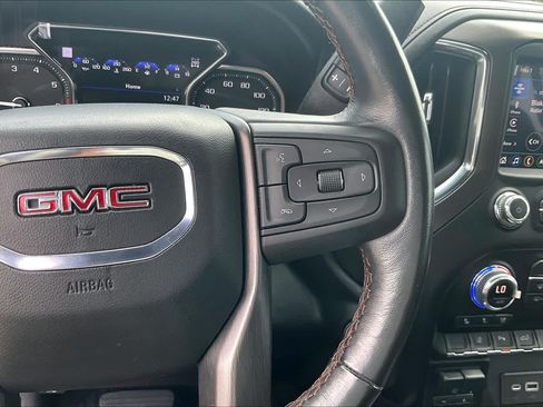 Used 2022 GMC Sierra 2500 AT4 w/ AT4 Premium Plus Package AWD/4WD image 25