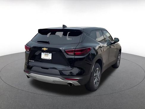 Used 2025 Chevrolet Blazer LT FWD image 14