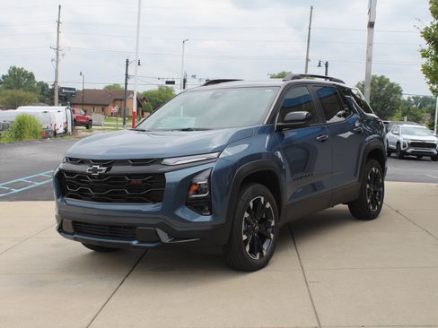 New 2026 Chevrolet Equinox RS w/ Convenience Package III FWD image 7