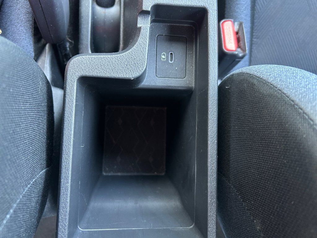 Used 2024 Nissan Versa SV FWD image 27