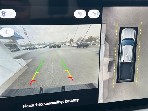 New 2026 Ford F350 Lariat w/ Black Appearance Package image 17