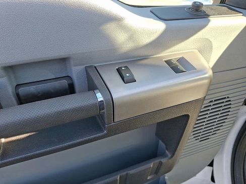 Used 2023 Ford F650 2WD Regular Cab Super Duty image 10