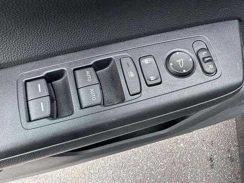 Used 2024 Honda CR-V Sport image 9