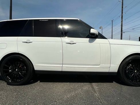 Used 2018 Land Rover Range Rover HSE image 9