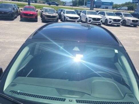 Used 2022 Ford Escape SEL w/ Technology Package FWD image 3
