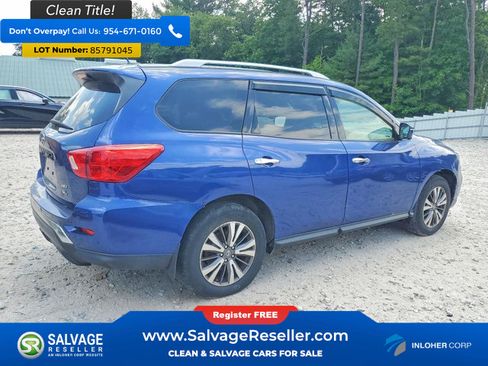 Used 2018 Nissan Pathfinder SL AWD/4WD image 4