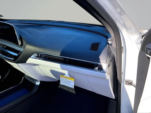 Used 2024 Cadillac Lyriq Sport AWD/4WD image 24