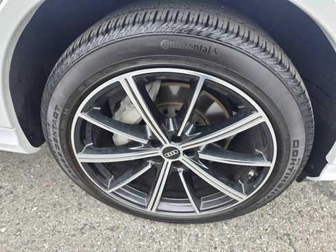 Used 2022 Audi Q7 3.0T Prestige w/ Prestige Package image 9