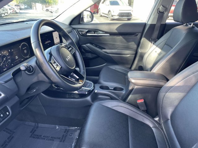 Used 2024 Kia Seltos EX FWD image 26