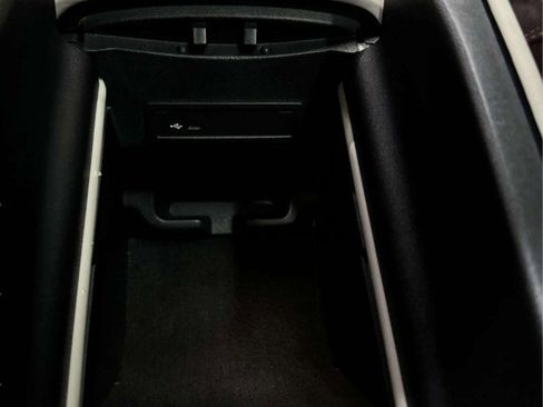 Used 2021 Mercedes-Benz Maybach GLS 600 4MATIC image 49