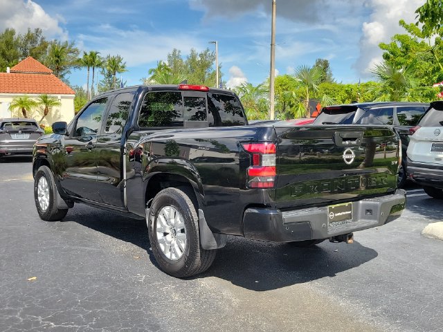 Used 2022 Nissan Frontier SV RWD image 6